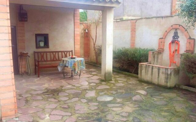 House With 2 Bedrooms in Bernuy, With Furnished Garden