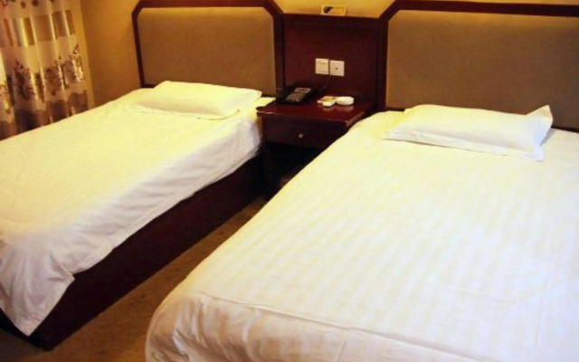 Urumqi Xinwanxing Hotel