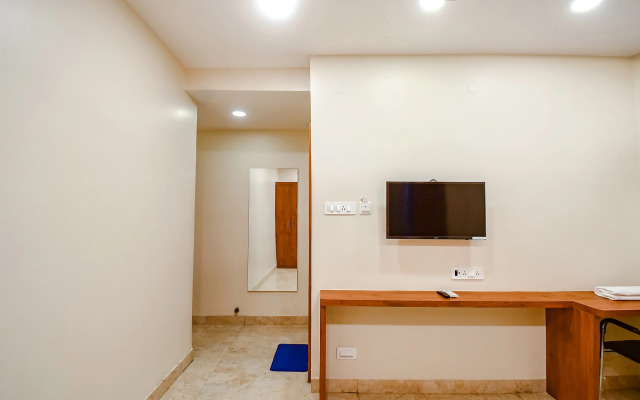 FabHotel Dreamworld Residency