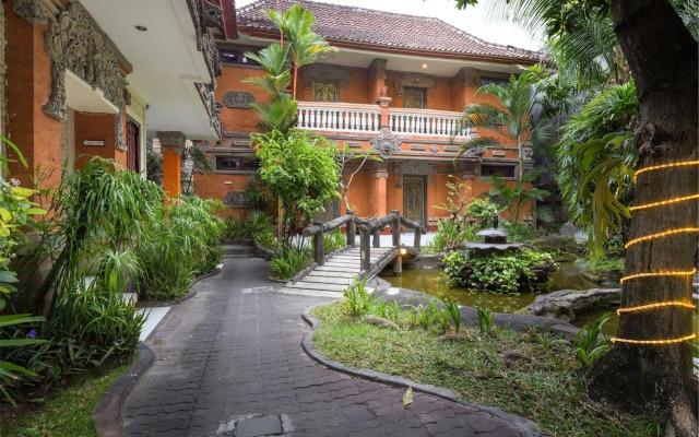 RedDoorz near Seminyak Beach