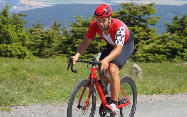 Warias Hotel & Restaurant