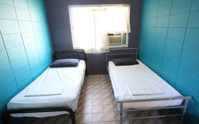 Asylum Cairns Hostel