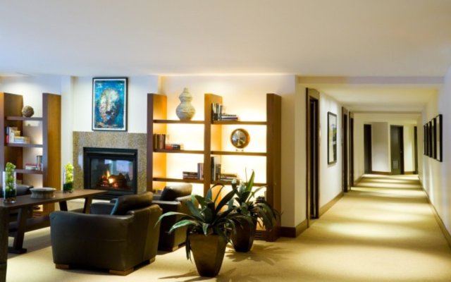 Global Luxury Suites at Fenway Park