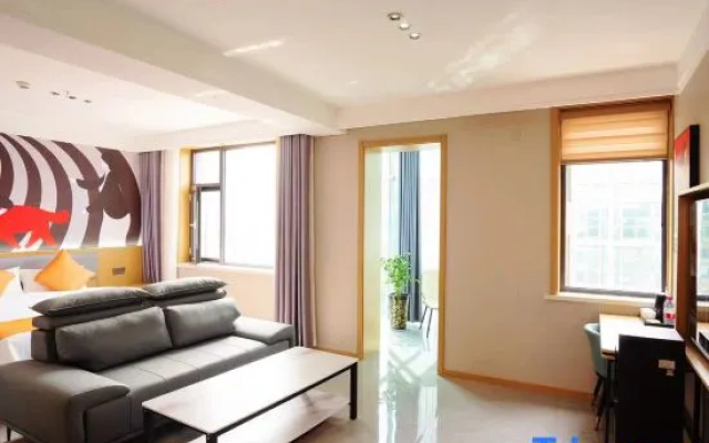 Junyi Hotel (Yuhua Road)