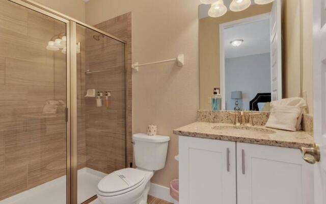 451-Luxury Villa wMovie Theater and Arcade