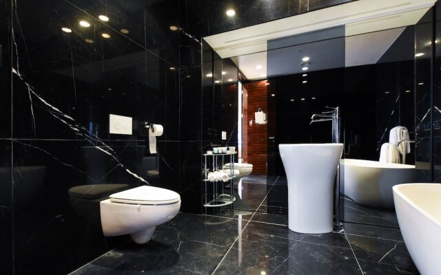 Tower Sea View Luxury 32 Floor Apartment