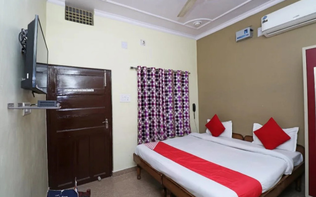 OYO Rooms Cantt Roadways Varanasi