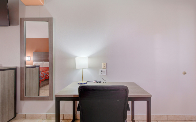 Weslaco Inn by Capital O Near Mercedes