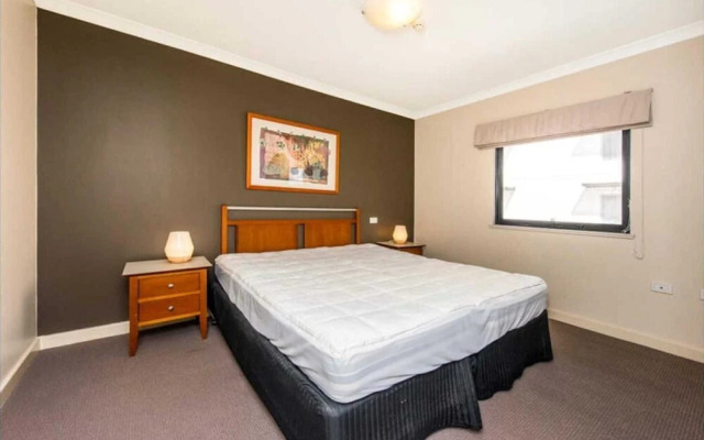 Conveniently Located 2 Bedroom Apartment In The CBD