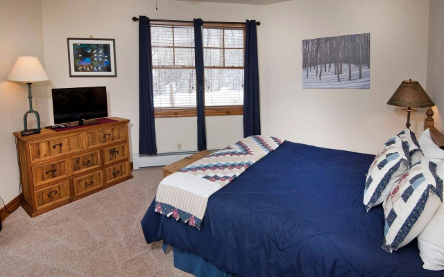 Lodge at Brookside