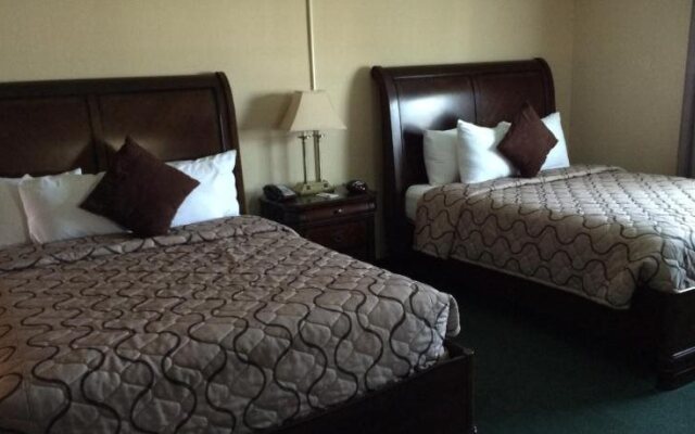 Pacer Inn And Suites Delaware