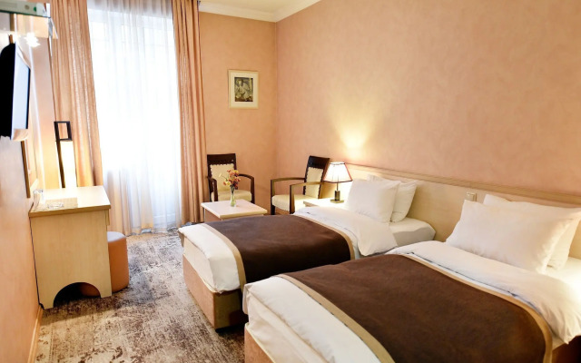 Гостиница «Шарден»