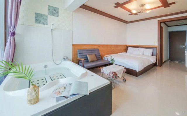 Youngduk Sea & Spa Pension