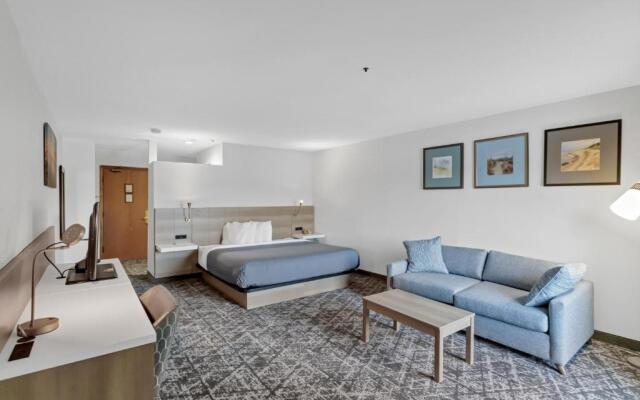 Waterbird Lakeside Inn
