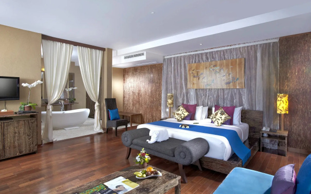 Kupu Kupu Jimbaran Beach Club & Spa by Loccitane