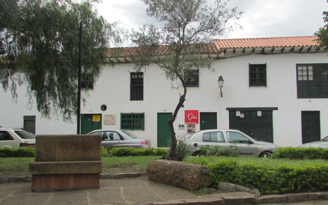 TinVa Hostal - Hostel