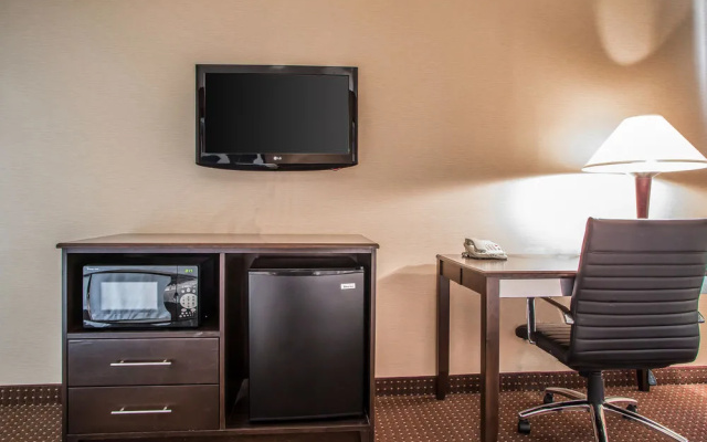 Quality Inn Elgin