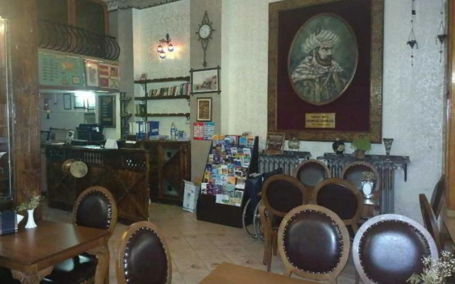Grand Seigneur Hotel