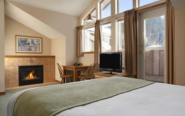 Coast Sundance Lodge
