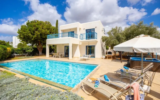 Villa Estia in Peyia