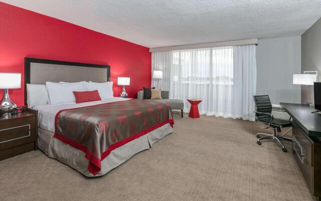 Travelodge By Wyndham Texarkana