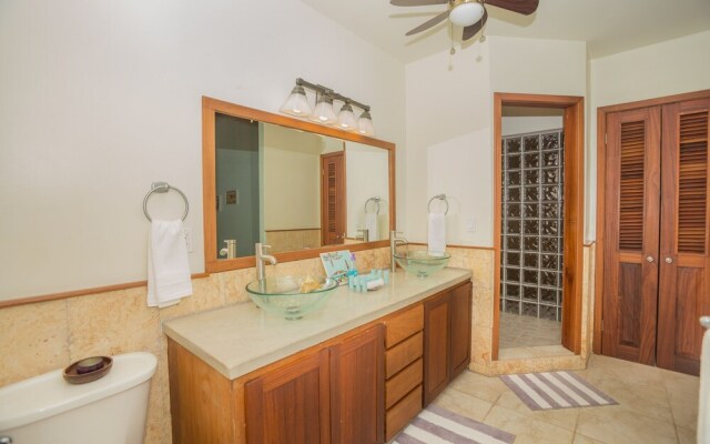 Casa Delfin 3 Bedroom Home