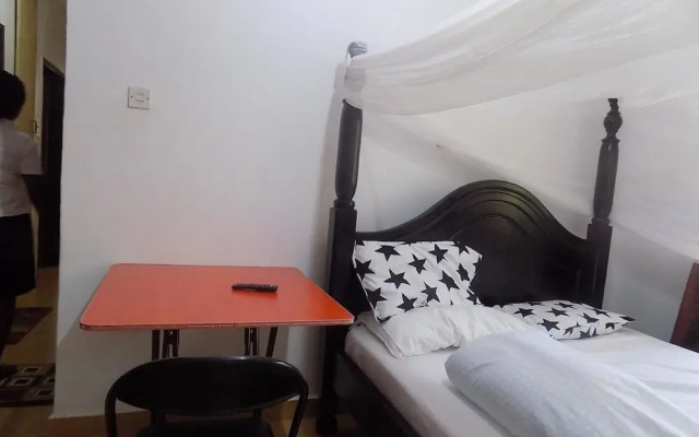 Livani Beach Motel