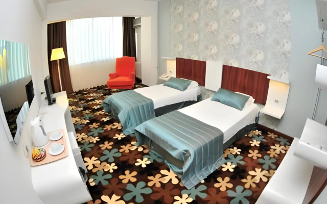 Hotel Buyuk Saruhan