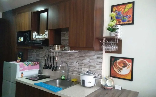 ECJ Cozy Studio Units at Horizons 101