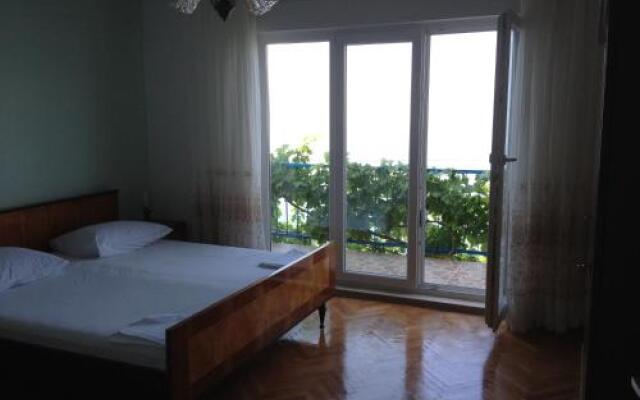 Guest House Perla