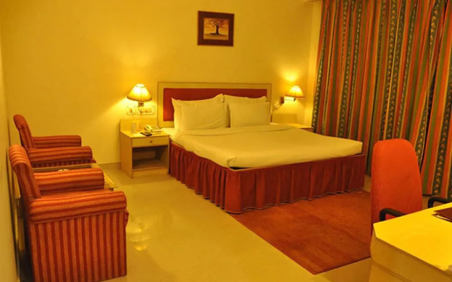 Grand Continental Hotel