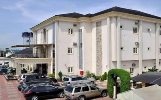 Helena Haven Hotels - Executive