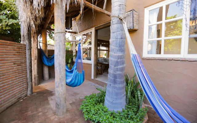 The Bungalows Hotel