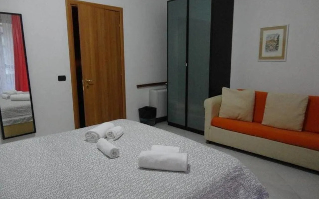 Suites Holiday Rooms