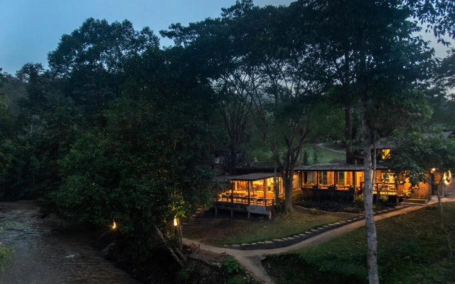 Tawan Riverside - Elephant Resort