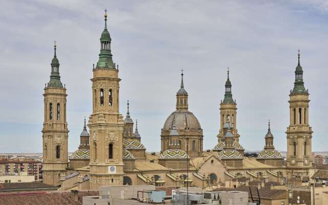 Catalonia El Pilar