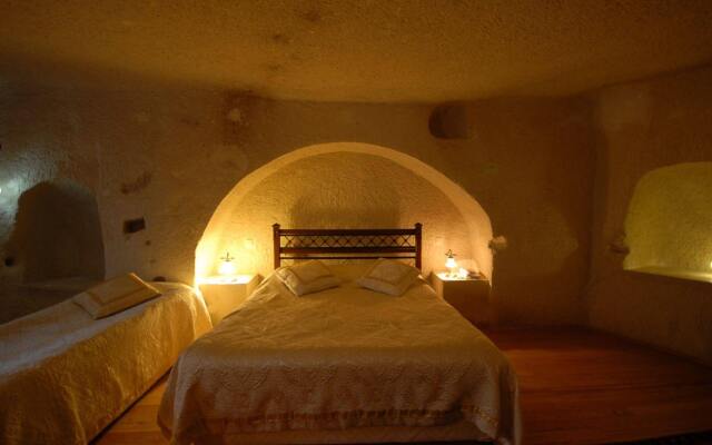 Elegance Cave Suites