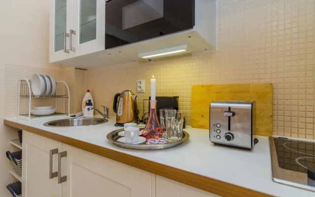 Old Town Studio Apartment