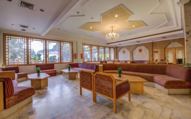 Capital O 1399 Hotel Yuvraj Palace