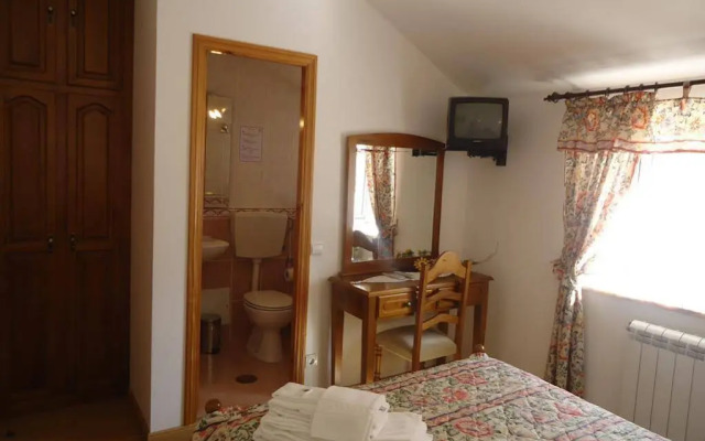 Hotel Aviz