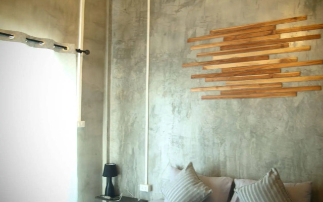 Maesai Holic Lodge