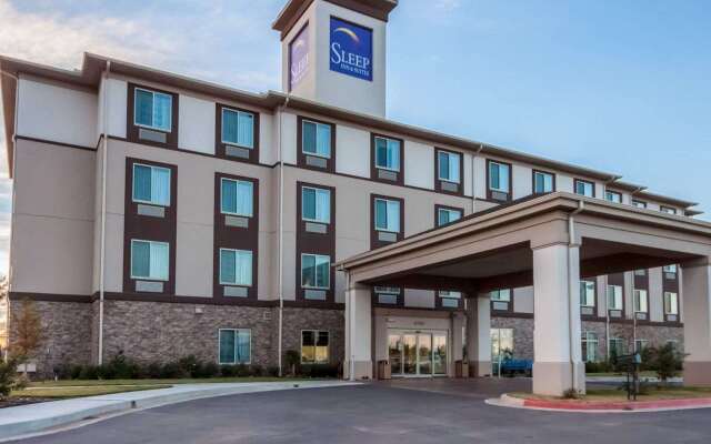 Sleep Inn & Suites