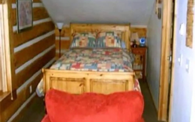Riverside Meadows Cabins