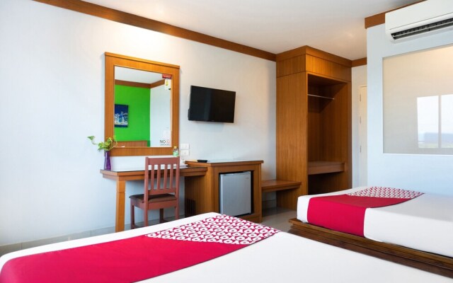 The Hopp Airport by OYO Rooms