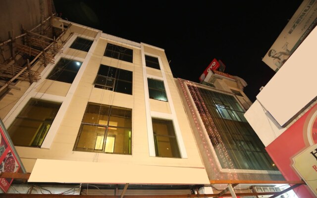OYO 3025 Hotel Amaze