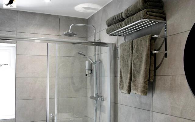 Blackbird Accommodation and Luxury Apartments room 14