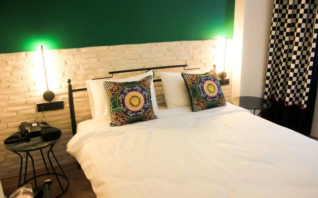 Think Hotel