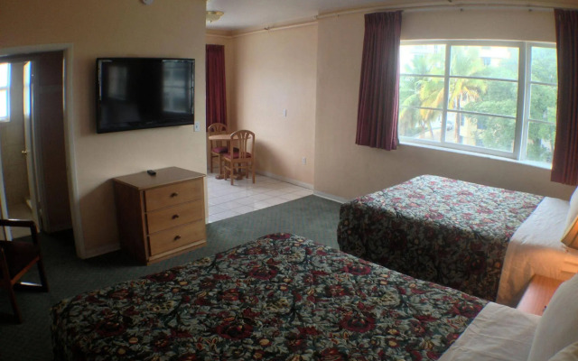 Parisian Hotel South Beach