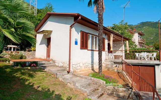 House Mirella