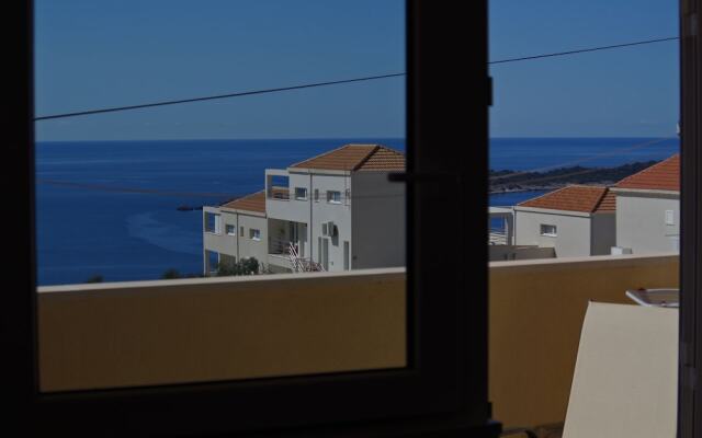 Sandra Apartments